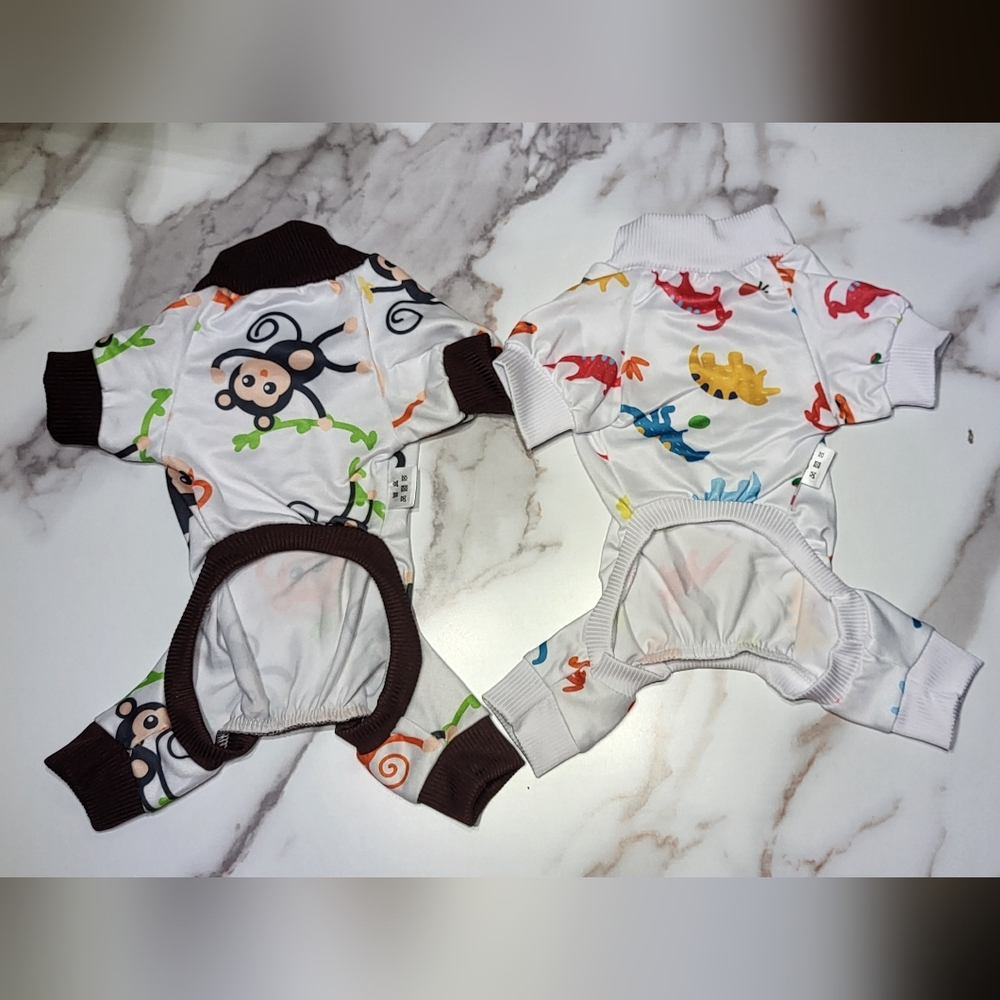 XPudac NWOT Dog 2pc White Monkey & Dinosaur Print Full Body Pajama Set Size XS - Picture 7 of 7